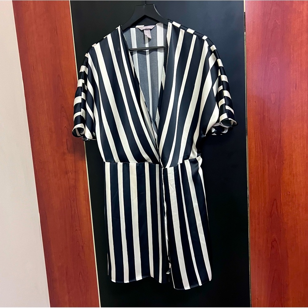 Zara Mock Wrap Dress Stripes Size XL Side Zipper V Neck Mini Dress Satin V Neck